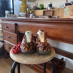 Adidas Sambas Leopard Print Sambas Women’s 8.5